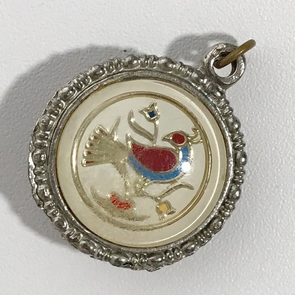 Vintage Enamel Pendant Pennsylvania Dutch Amish Distelfink Hex Sign Bird America - Picture 5 of 14